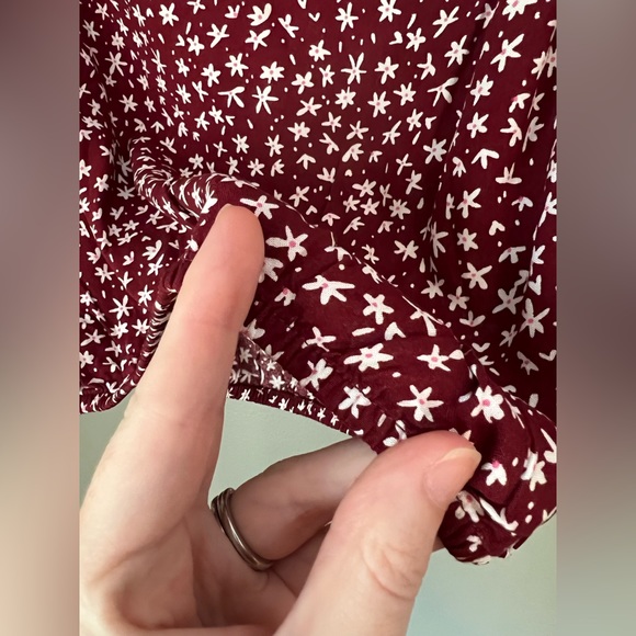 Thereabouts Girls Round Neck Maroon Floral Long Sleeve Blouse - size (S 7/8) - Picture 6 of 10